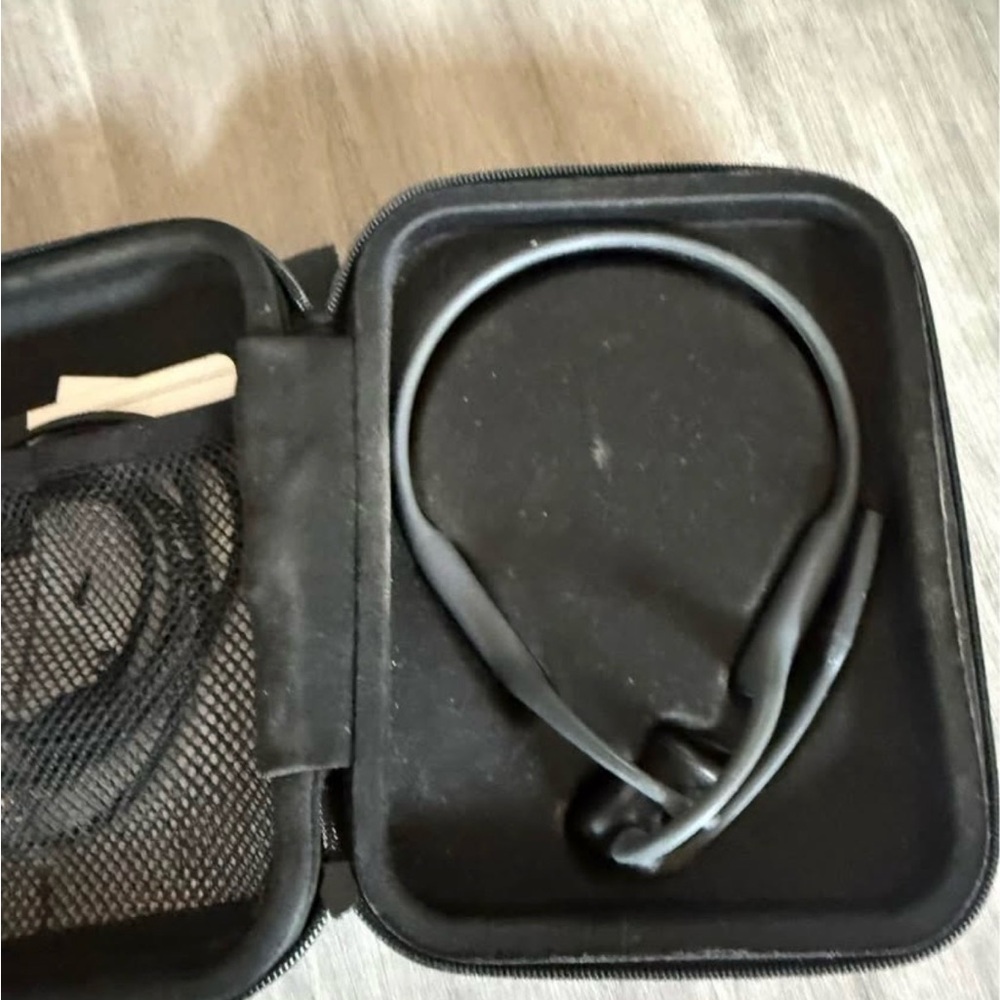 AfterShokz Bone Conduction Wireless Headset with Case. UC Certified. Bluetooth.